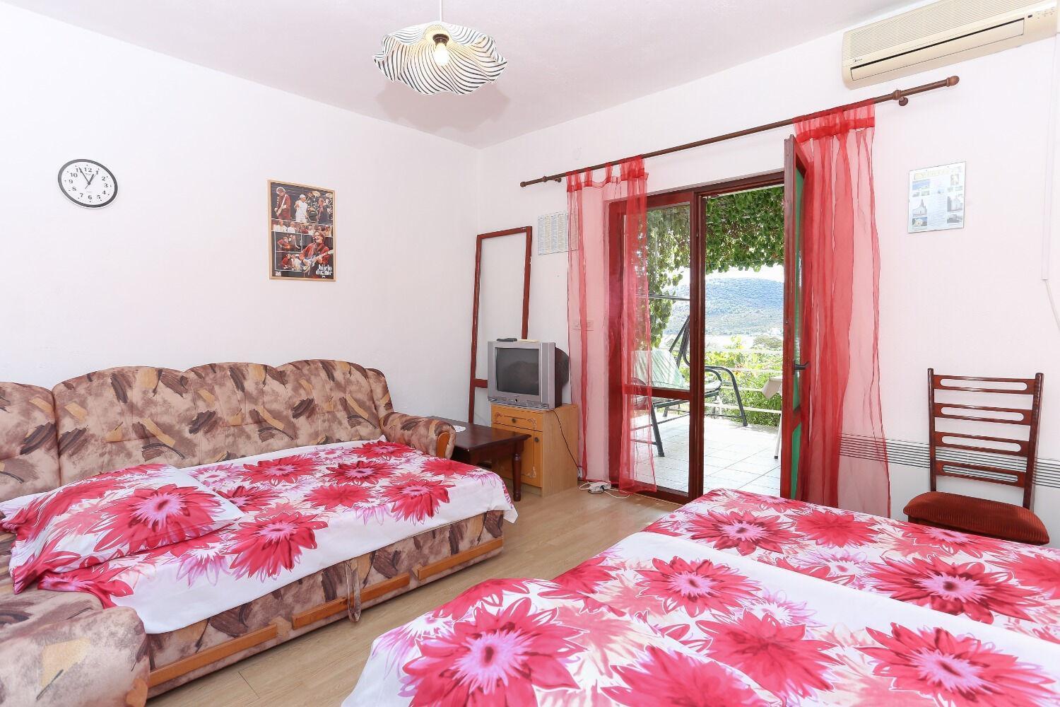 Holiday Home Marcelo-With Terrace Vinišće 外观 照片